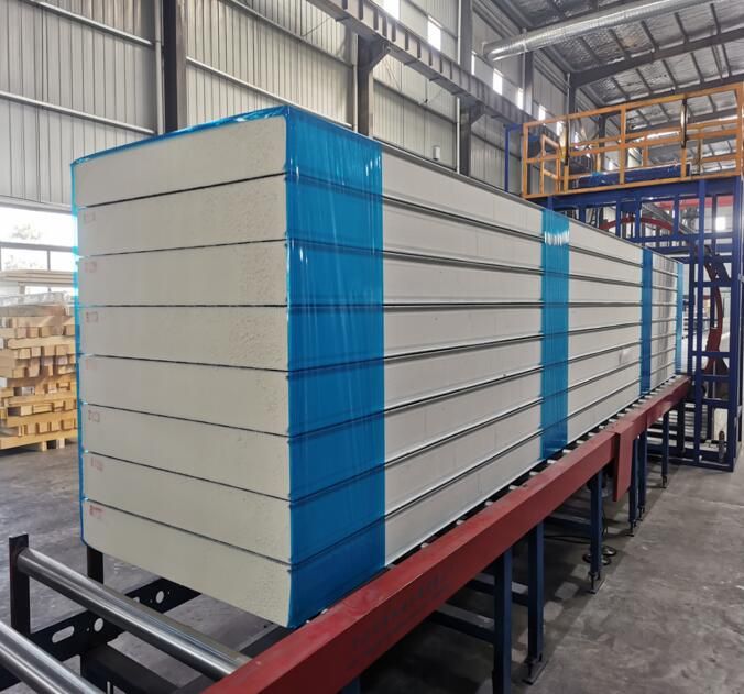 成品機制冷庫板打包系統(tǒng)